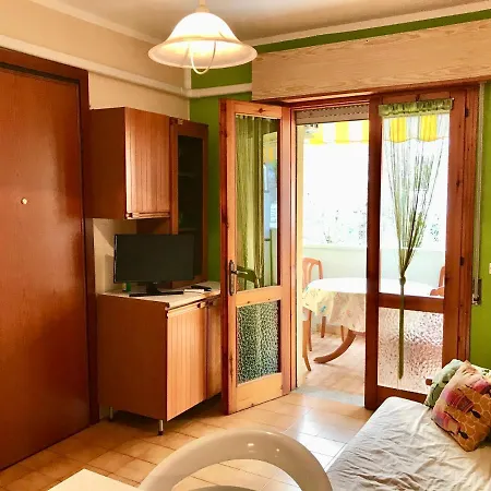 Liana Apartment